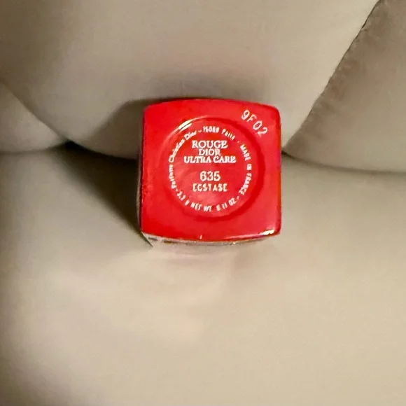 Dior Rouge Ultra Care Lipstick - Red - Picture 2 of 5